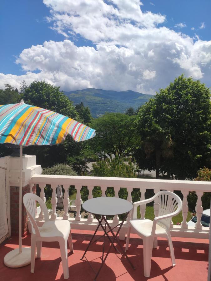 Studio Avec Terrasse Vue Tourmalet Dans Villa Historique "Victoria" Argeles-Gazost Bagian luar foto